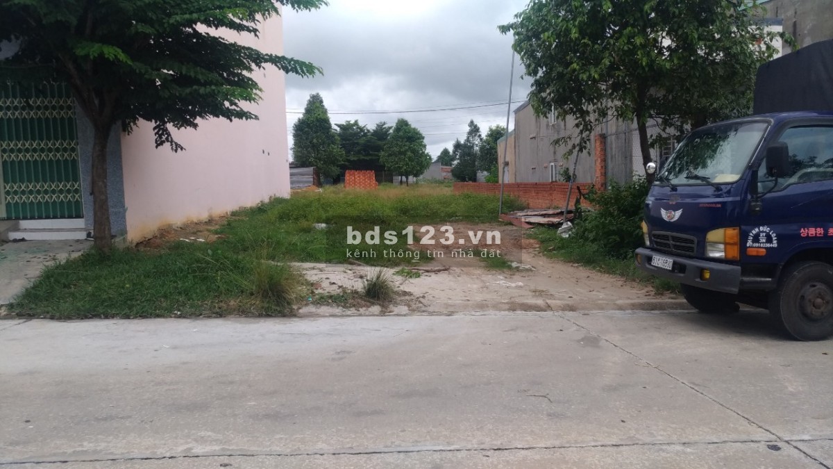 Bán gấp lô đất đường nhựa trong KCN Vinamilk