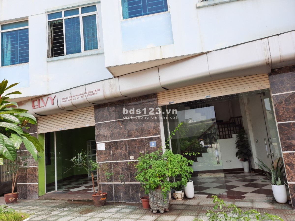 Cho thuê cửa hàng Vạn Phúc, Hà ĐôngDiện tích: 60m2, Mặt tiền 12m, đường 12mLH: 0985504498