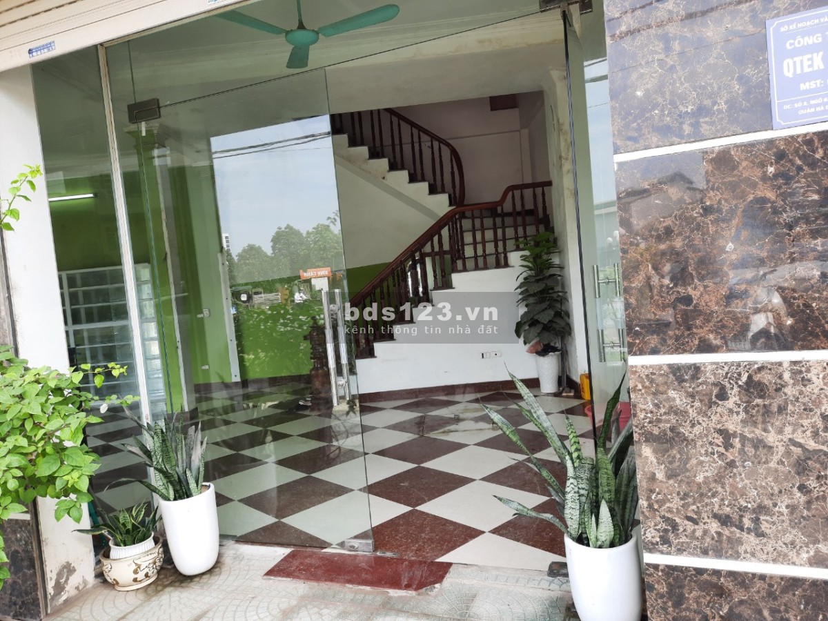 Cho thuê cửa hàng Vạn Phúc, Hà ĐôngDiện tích: 60m2, Mặt tiền 12m, đường 12mLH: 0985504498