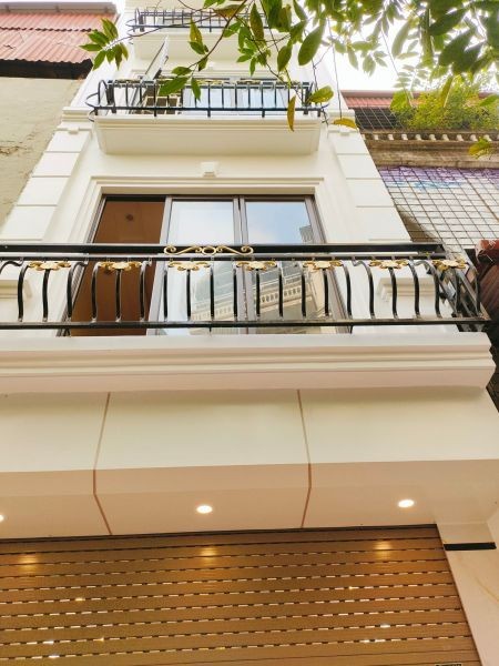 Bán nhà Trần Tử Bình, ô tô đậu cửa, diện tích sử dụng 40m2, 7.x tỷ