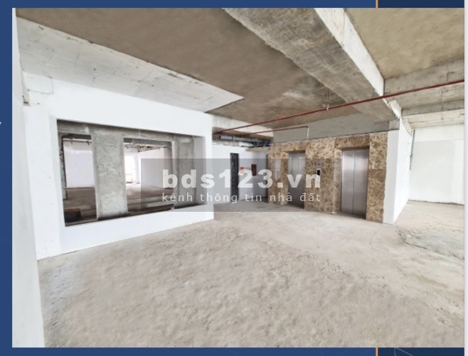 Cho thuê mặt bằng tầng trệt 206-212 Lý Tự Trọng Q.1 DT: 396m2, Giá 45 usd/m2/tháng