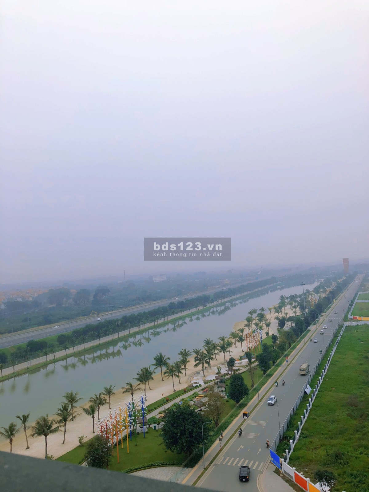 Bán căn 3pn, 2wc dt 80m2 Vinhomes Ocean Park tầng trung, giá 2.3 tỷ, bán nhanh trong tháng