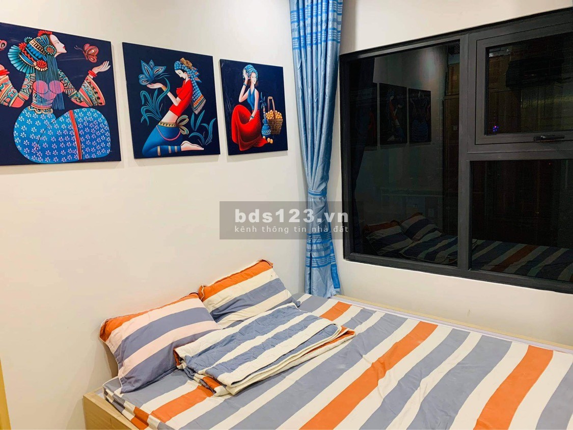 Bán căn 3pn, 2wc dt 80m2 Vinhomes Ocean Park tầng trung, giá 2.3 tỷ, bán nhanh trong tháng