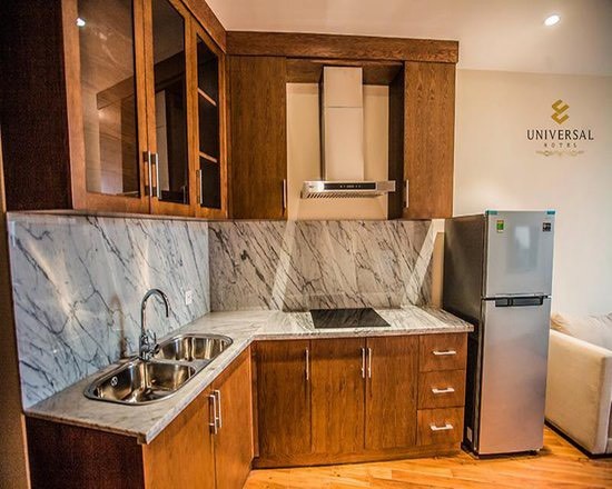Bán khách sạn mini Lý Thường Kiệt Hoàng Kiếm, dt 99m2 9 tầng thang máy, giá 26 tỷ