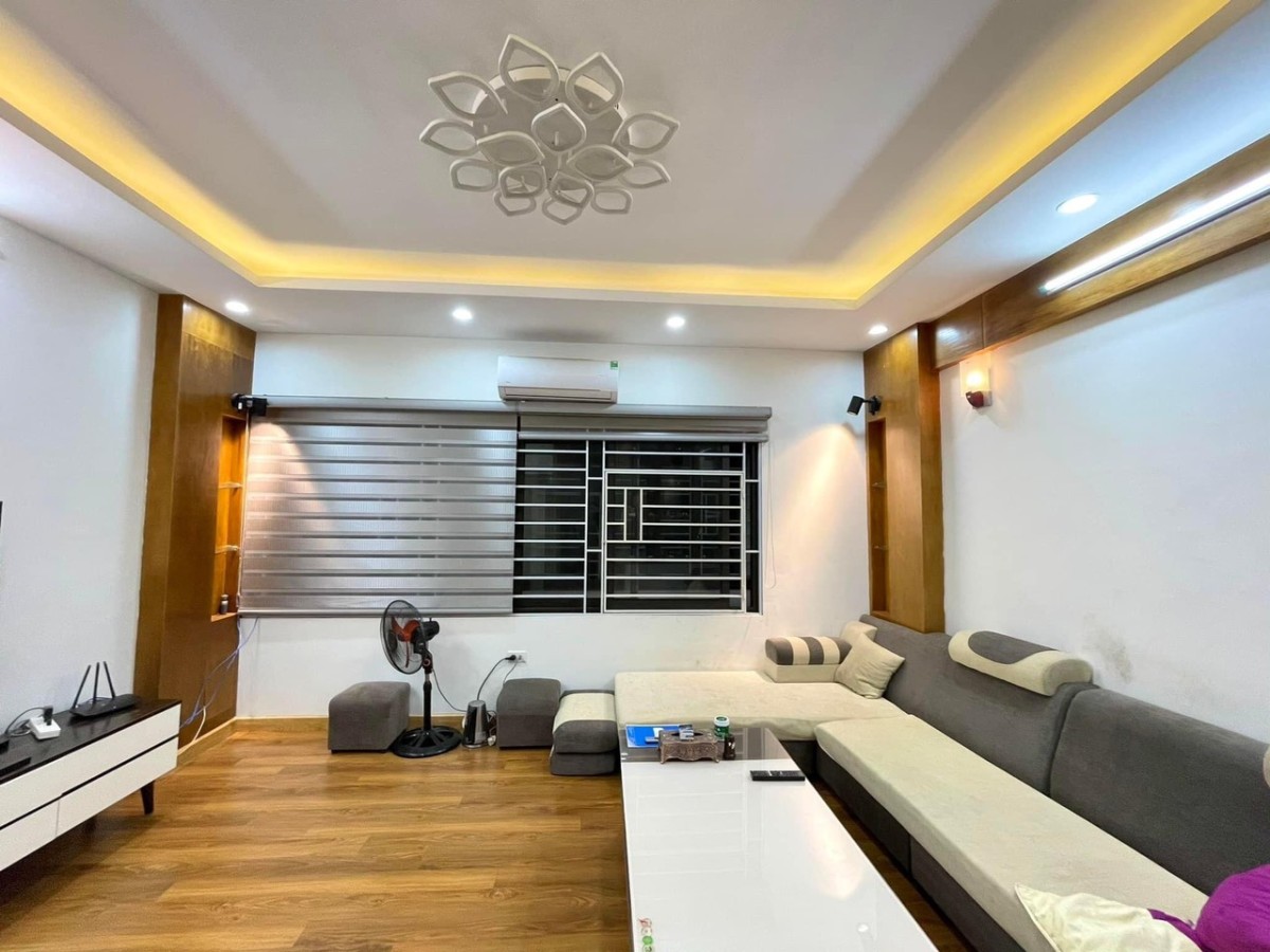 Nhà bán Trung Hoà Cầu Giấy, khu dân cư ô tô tránh, nhỉnh giá 5 tỷ đồng