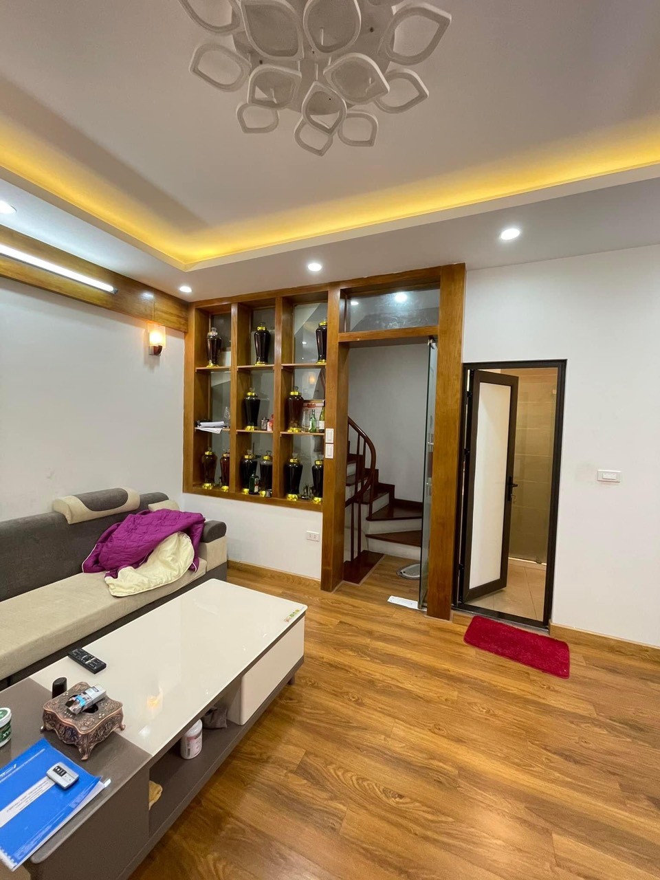 Nhà bán Trung Hoà Cầu Giấy, khu dân cư ô tô tránh, nhỉnh giá 5 tỷ đồng