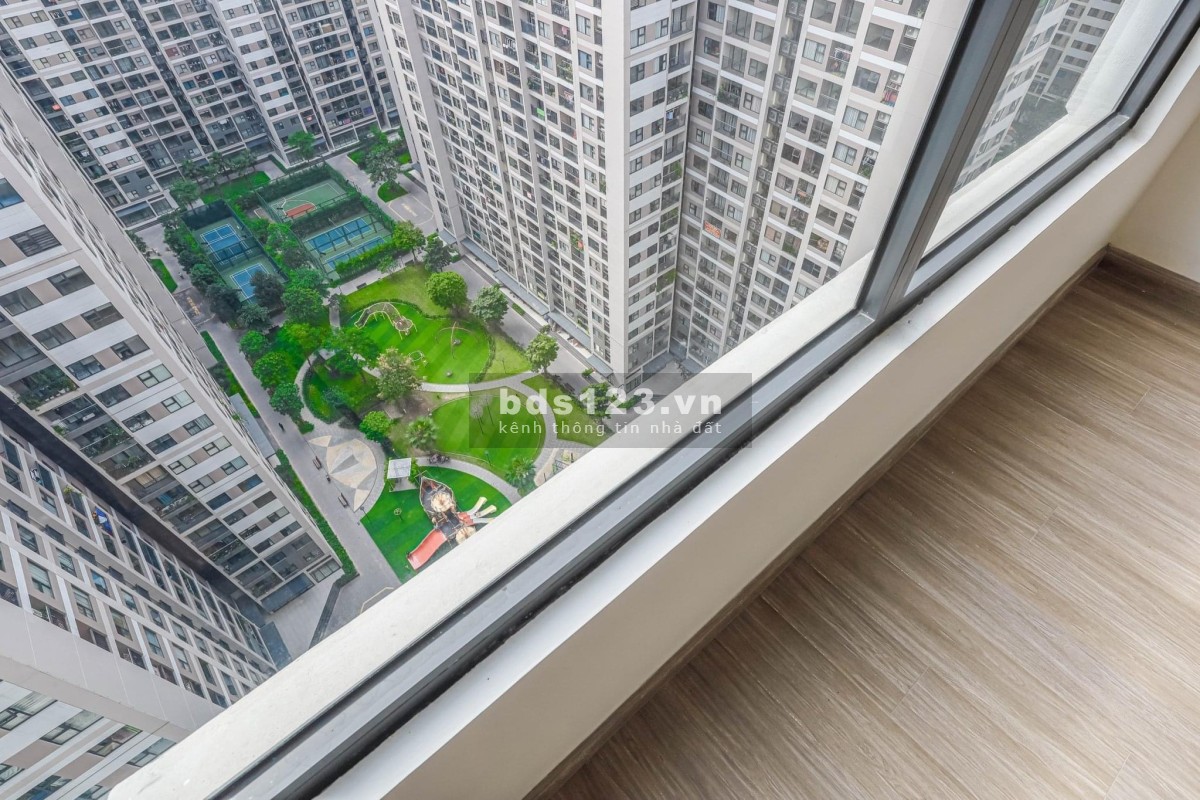 Bán gấp căn góc 3N 2VS view siêu thoáng giá 2.4 tỷ tại Vinhomes Ocean Park LH: 0965 479 380