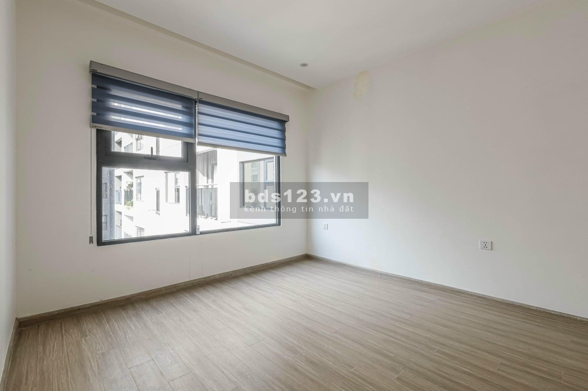 Bán gấp căn góc 3N 2VS view siêu thoáng giá 2.4 tỷ tại Vinhomes Ocean Park LH: 0965 479 380