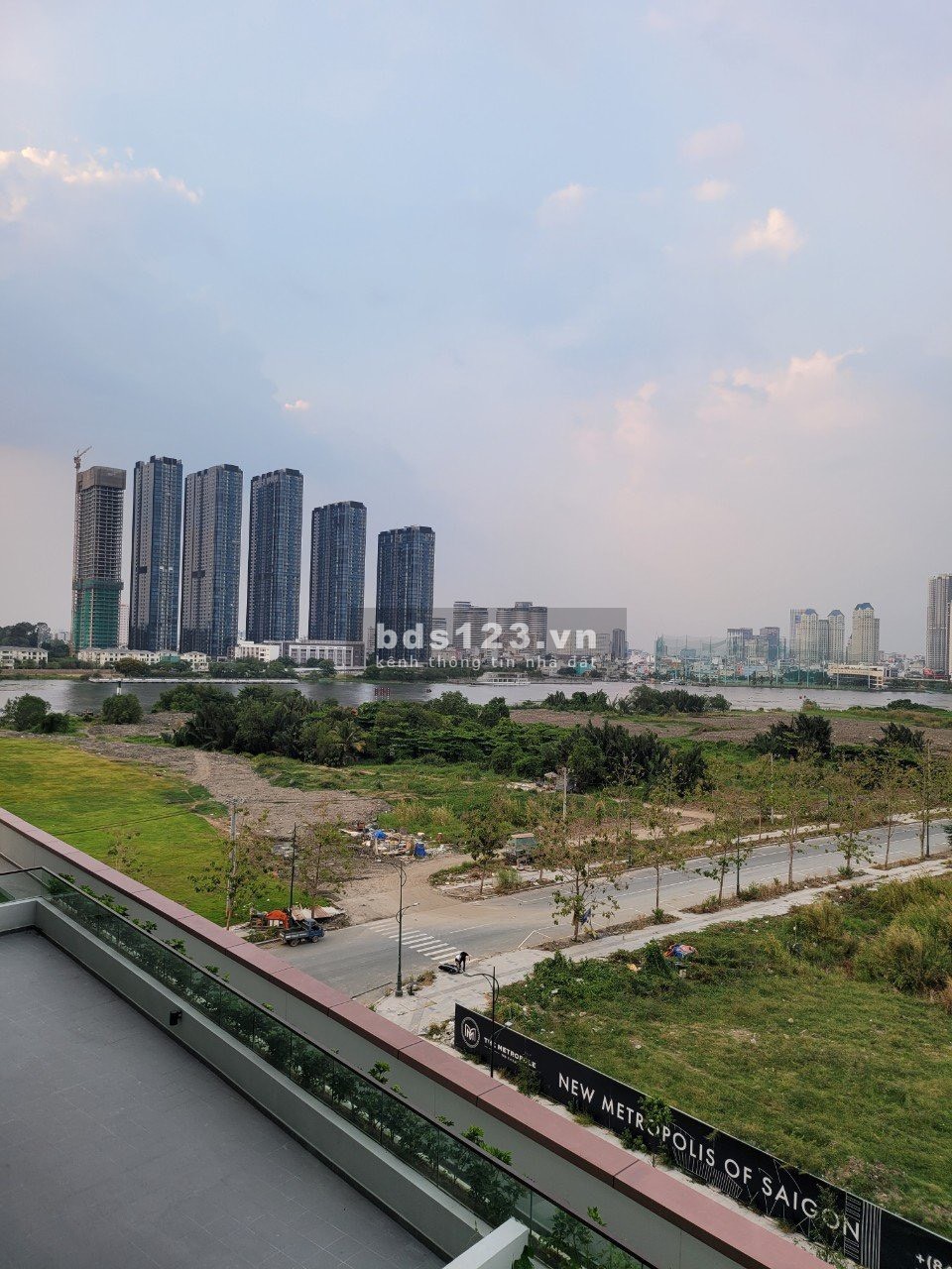Cho thuê căn hộ Metropole 2PN, full nội thất. Gọi ngay 0932689228
