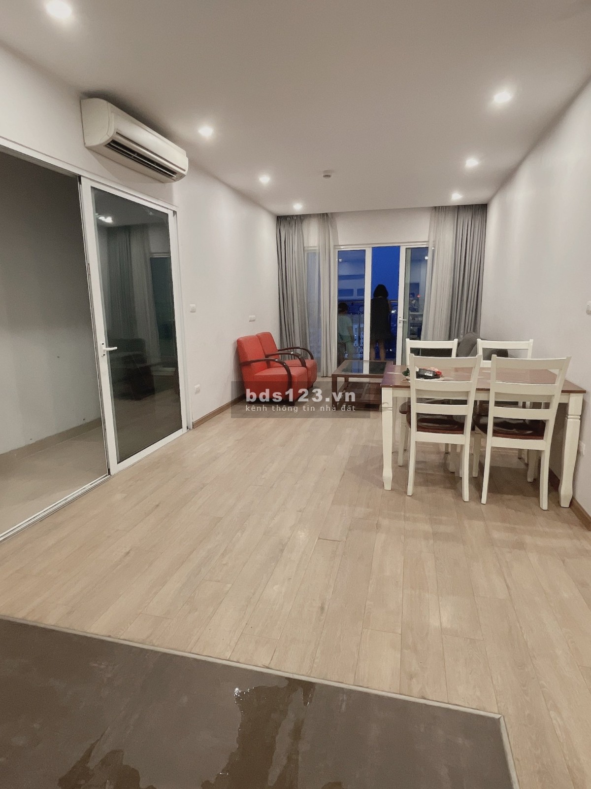 Chuyển Nhượng Giá Rẻ Căn Hộ 95m2 tại Hoà Bình Green City, HN