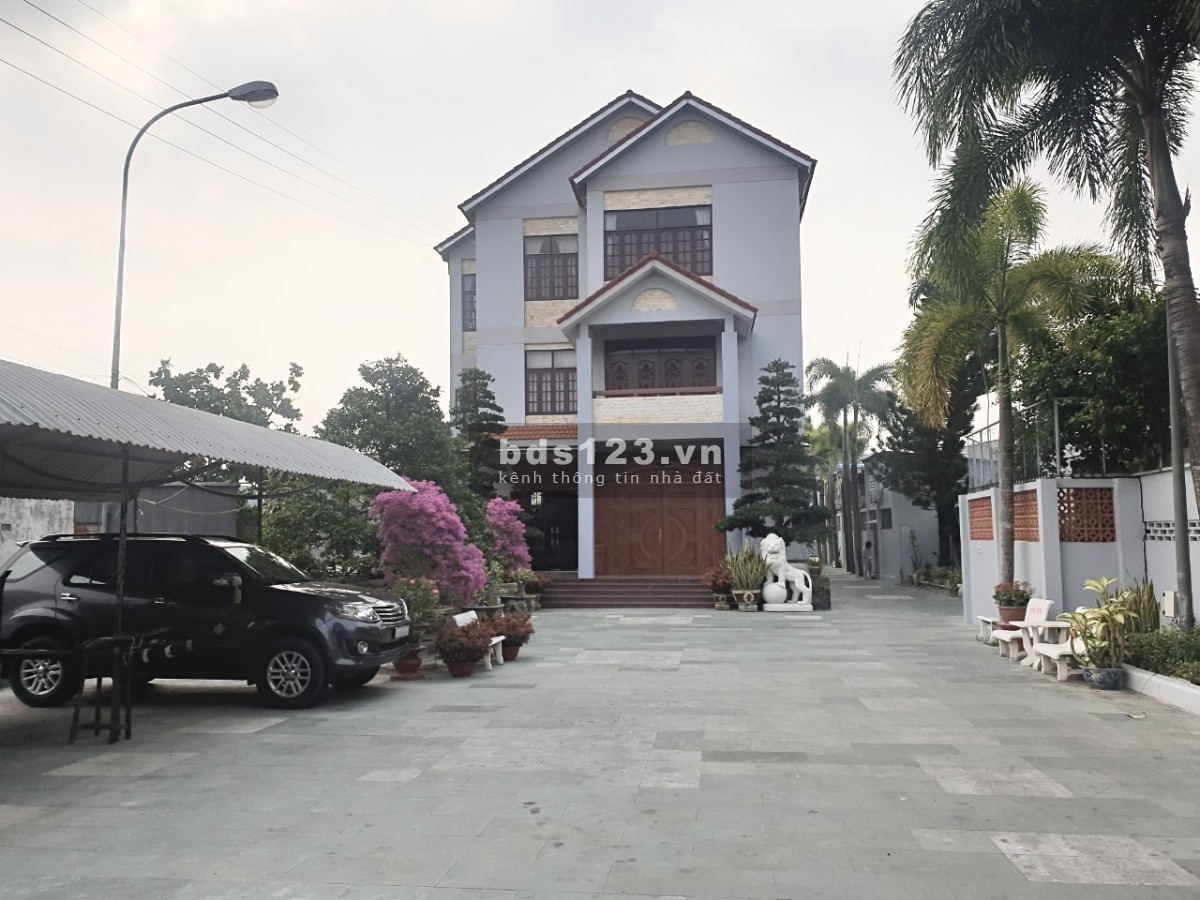 Cho thuê biệt thự làm văn phòng giá tốt, sử dụng được ngay lh 0913890187