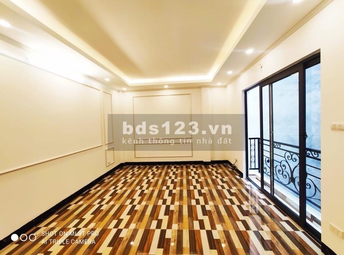 Bán nhà Nam Dư gần đường Lĩnh Nam, 53/43m² x 5 tầng, 4 PN, giá 3,25 tỷ đồng