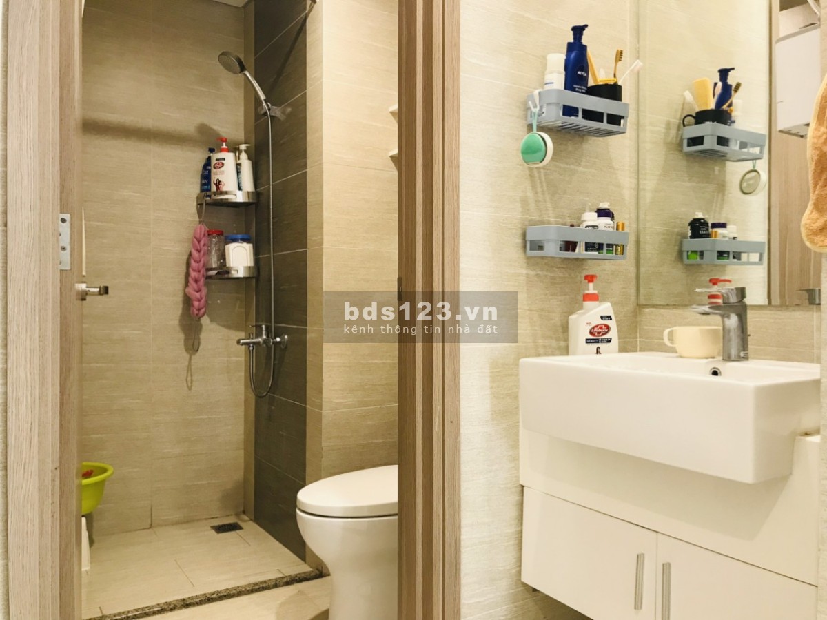 Cần bán gấp căn góc 2PN + 1 2WC giá 1,950 tỷ tại Vinhomes Ocean Park LH: 0977484841