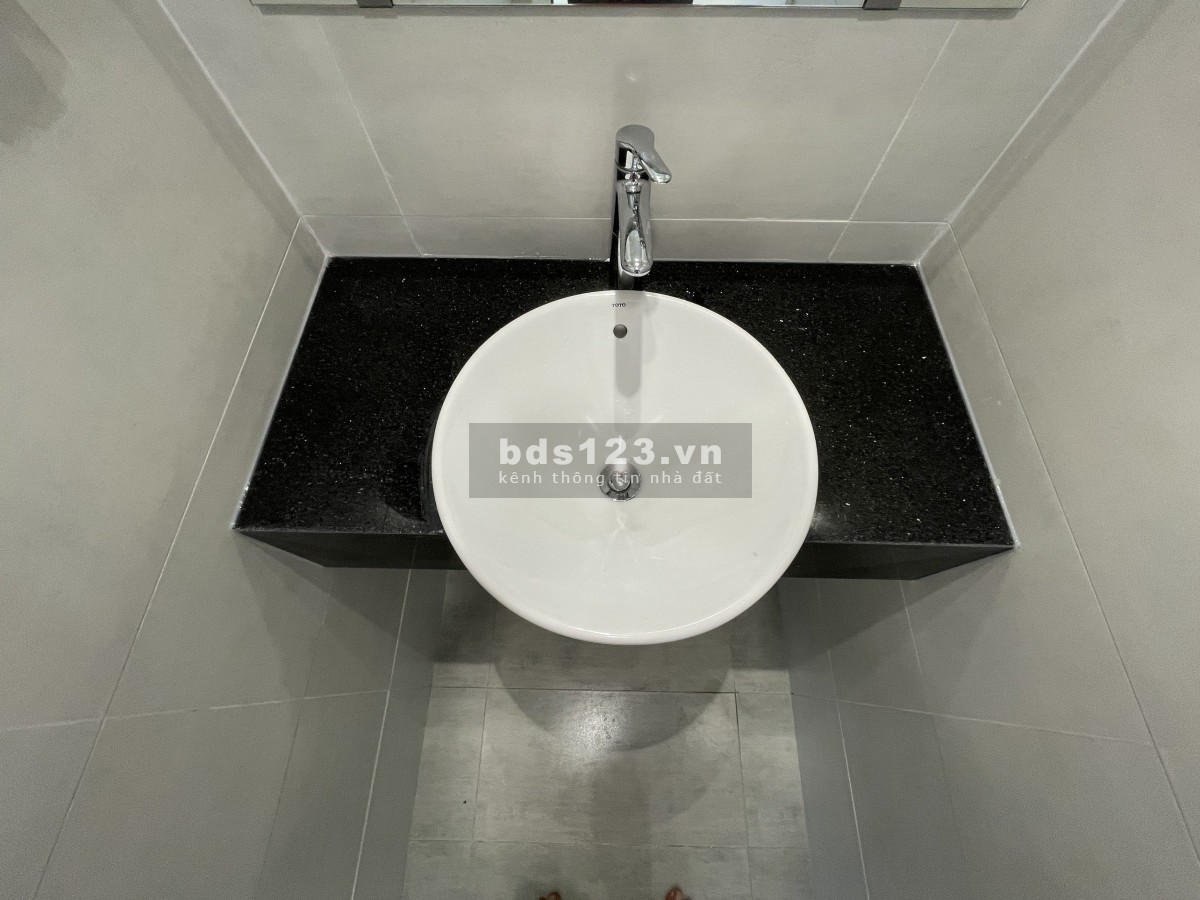 Bán căn hộ giá tốt, vị trí cửa ngõ thành phố hừng đông Thủ Đức lh 0906770166