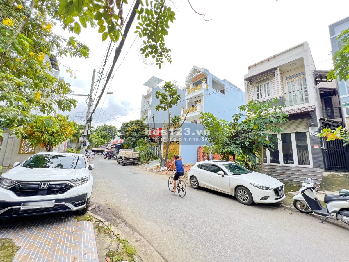 Nhà đẹp 1 lầu mặt tiền Đường Số Phạm Hữu Lầu, phường Phú Mỹ, Quận 7
