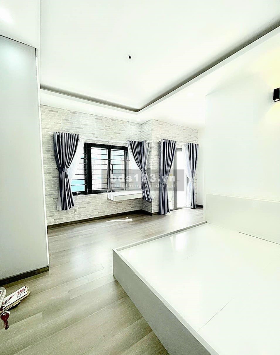 Nhà đẹp 4 tầng 6m ngang nội thất cao cấp xe hơi vào nhà Dương Cát Lợi TT Nhà Bè giá nhỉnh 6 tỷ