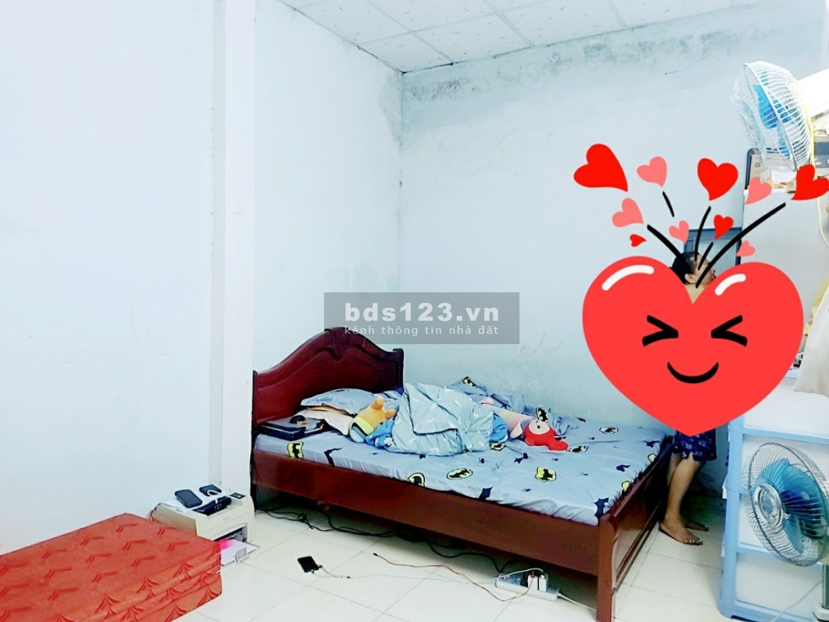 Cần bán gấp nhà lầu Thạnh Xuân Quận 12 dt 95m2 ngang 6m, giá chỉ 4 tỷ xíu, rẻ như cho