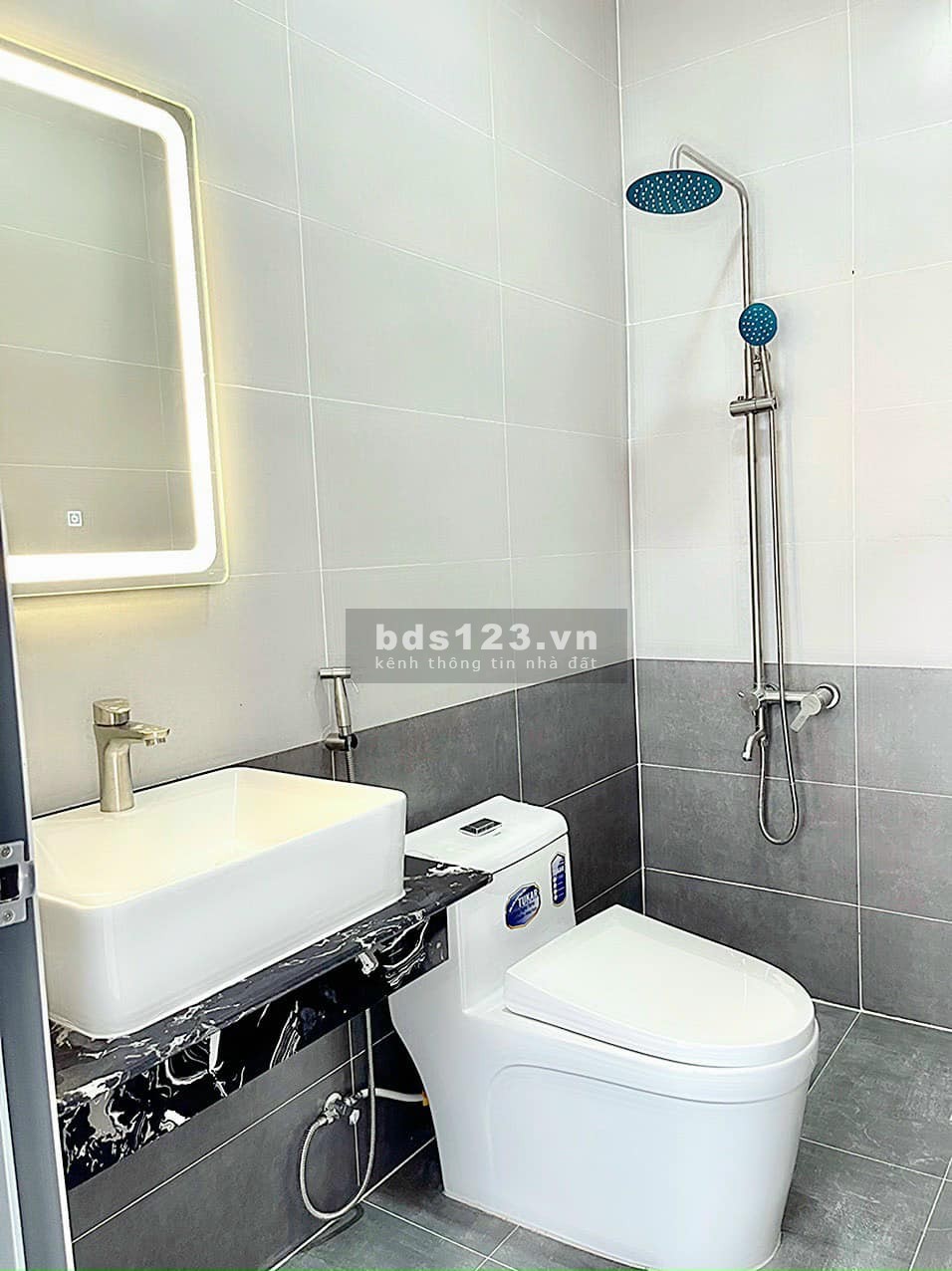 Nhà đẹp 4 tầng 6m ngang nội thất cao cấp xe hơi vào nhà Dương Cát Lợi TT Nhà Bè giá nhỉnh 6 tỷ