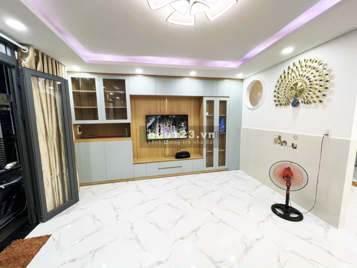 Bán nhà 1 lầu đúc hẻm 1041 đường Trần Xuân Soạn, phường Tân Hưng, Quận 7