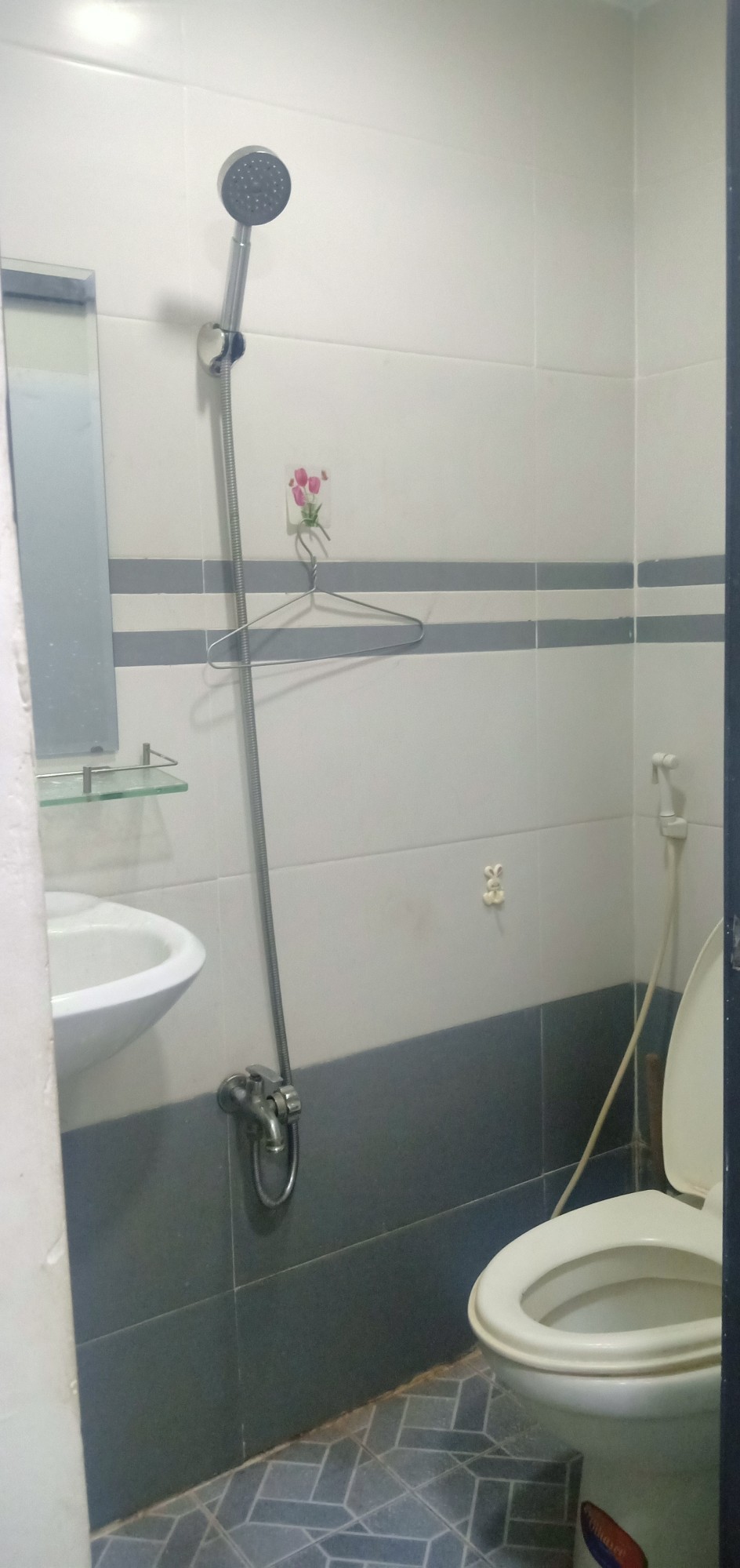 Cần bán gấp nhà Sư Vạn Hạnh Quận 10, chỉ nhỉnh 4 tỷ sổ chính chủ bàn giao nhanh