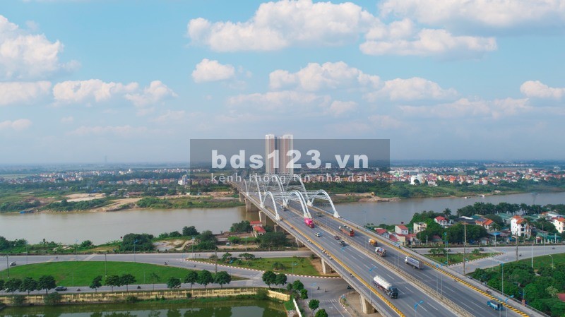 BáN căn hộ 91m2, hướng ĐN view sông thoáng mát giá siêu ưu đai lên tới 165 nhận nhà ở ngay