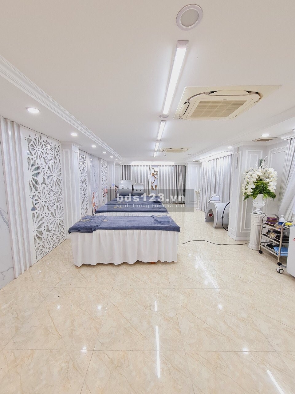 Yêu ngay từ cái nhìn đầu tiên căn bất động sản 7 tầng tại Xã Đàn, gần Vincom Phạm Ngọc Thạch