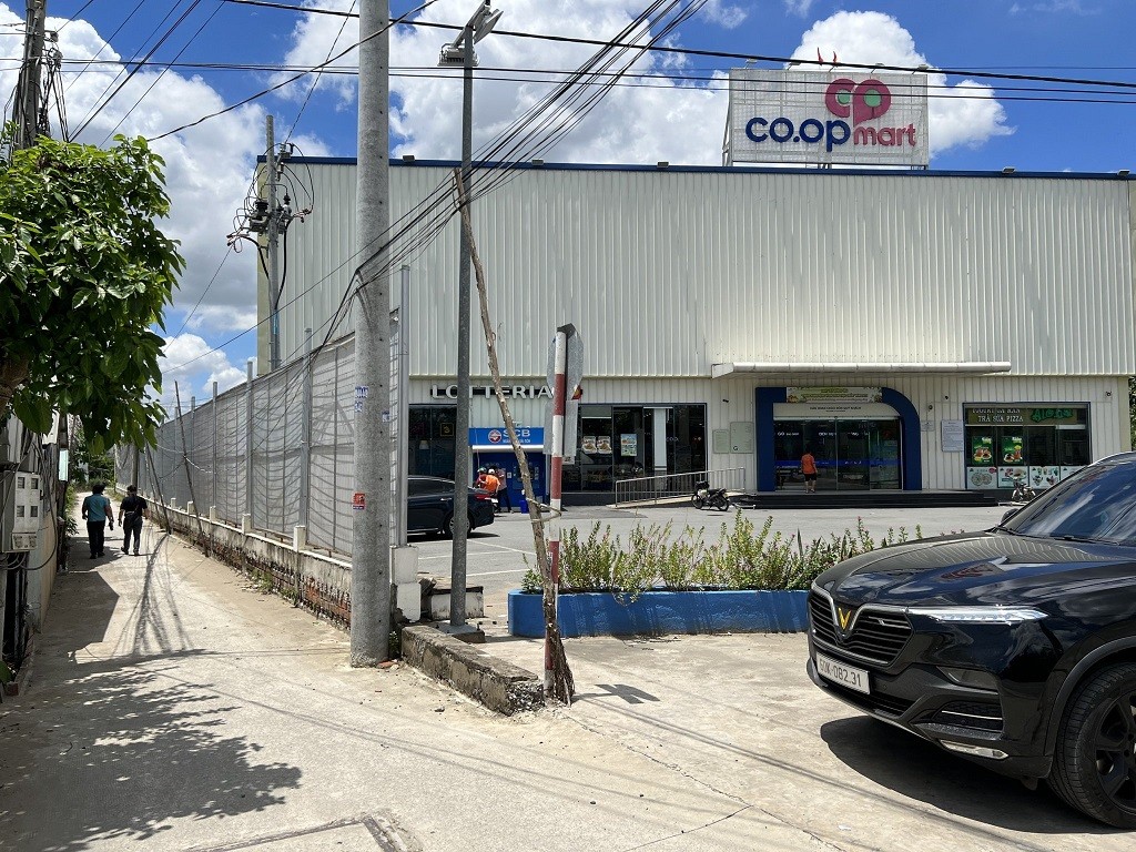Cần bán lô đất góc đẹp sau lưng Coopmart - Cần Giuộc giá 17 triệu/m2