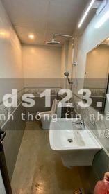 Bán nhà 5 tầng xây mới, đẹp long lanh cách 50m ra mặt phố Giải Phóng giá 3.85 tỷ.