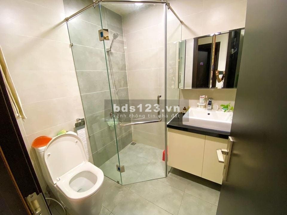 Cần bán cc Wilton Tower Bình Thạnh dtsd 98m2 3PN-2WC có sổ giá 1tỷ640