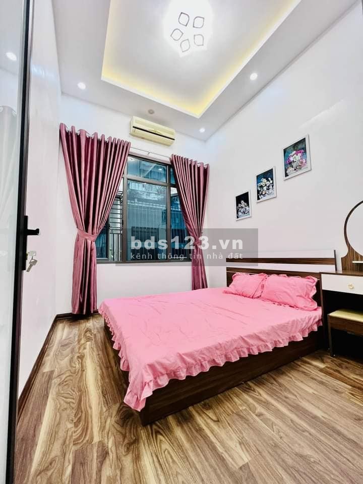 Bán nhà ngõ ô tô Hoàng Mai 20m x 4 tầng, MT 3.2m, giá 3.5 tỷ