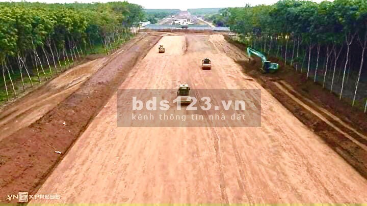 Đất ngay khu công nghiệp, sổ sẵn sát UBND Tân Lợi giá chỉ từ 480 triệu