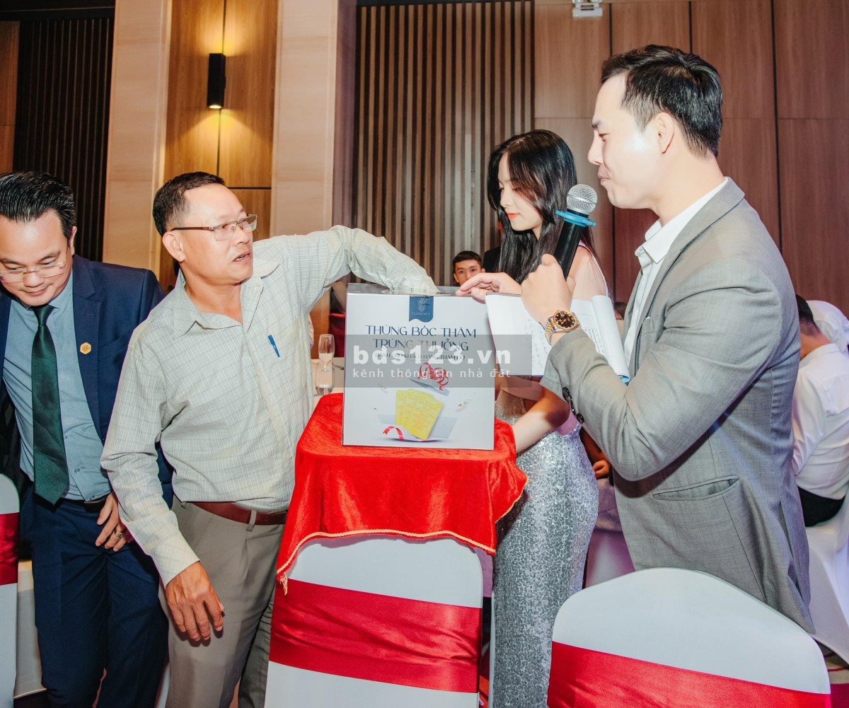 Florence Quảng Nam ngôi sao đang lên, hào quang của sự tiên phong giá đầu tư