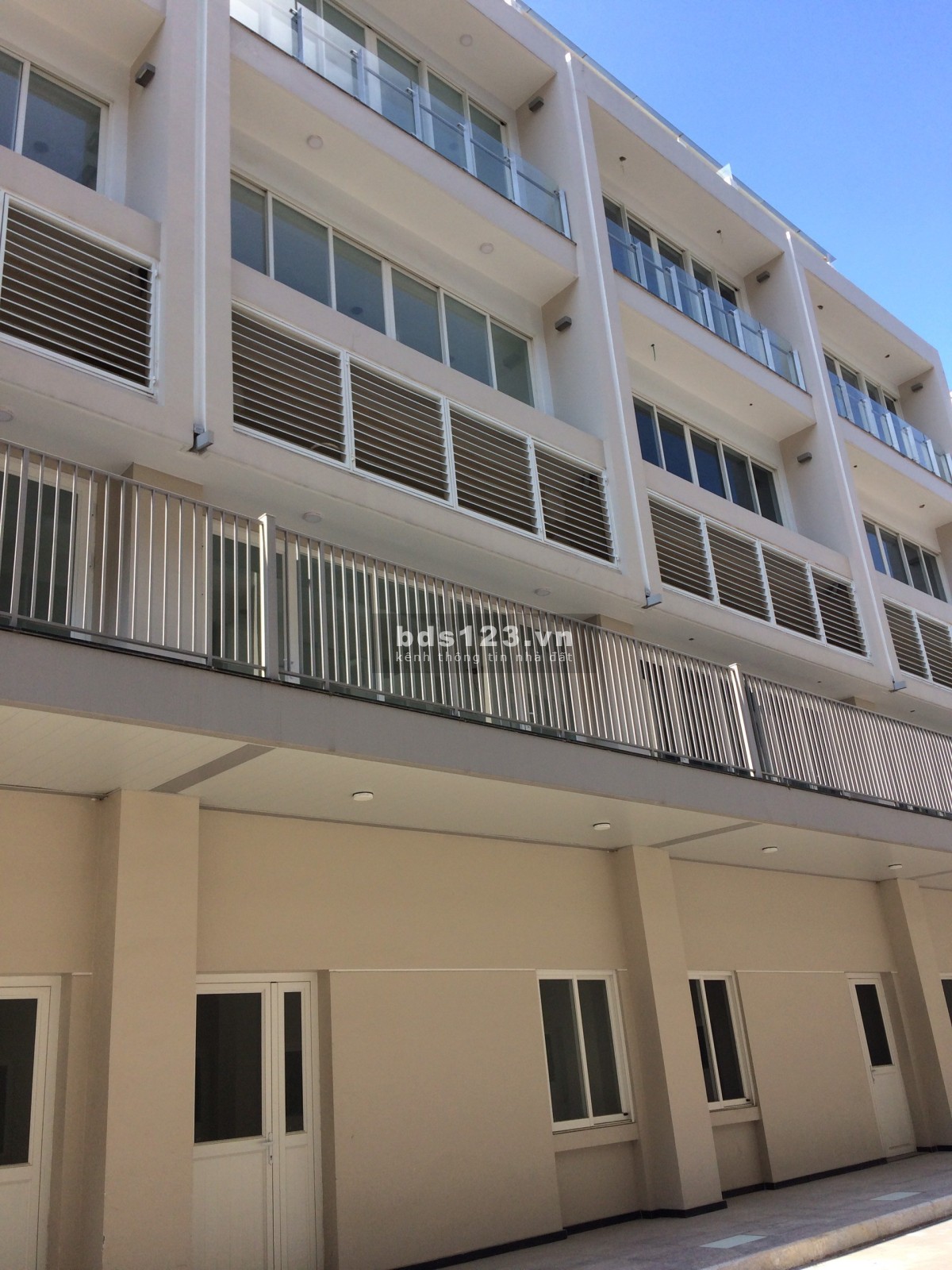 Cho thuê shophouse Sari Town Quận 2 giá chỉ 130 triệu/tháng căn góc