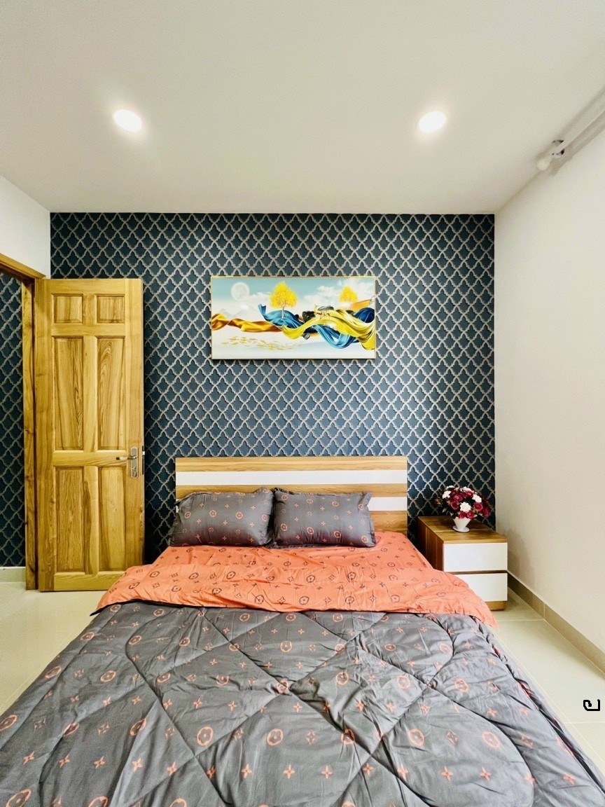Nhà 4 Tầng Có Thang Máy diện tích sử dụng 200m2 Giá nhỉnh 5 tỷ