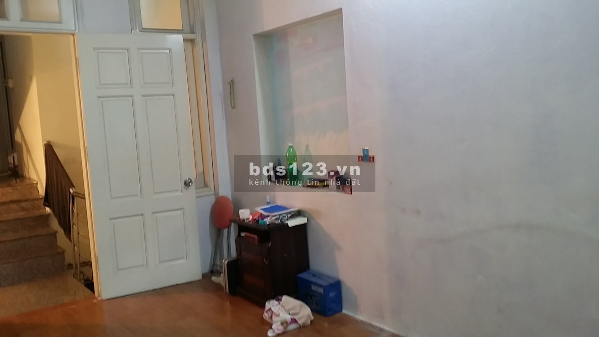 Cho thuê phòng 2 nữ sinh viên ngõ 210 Hoàng Quốc Việt DT 20m²