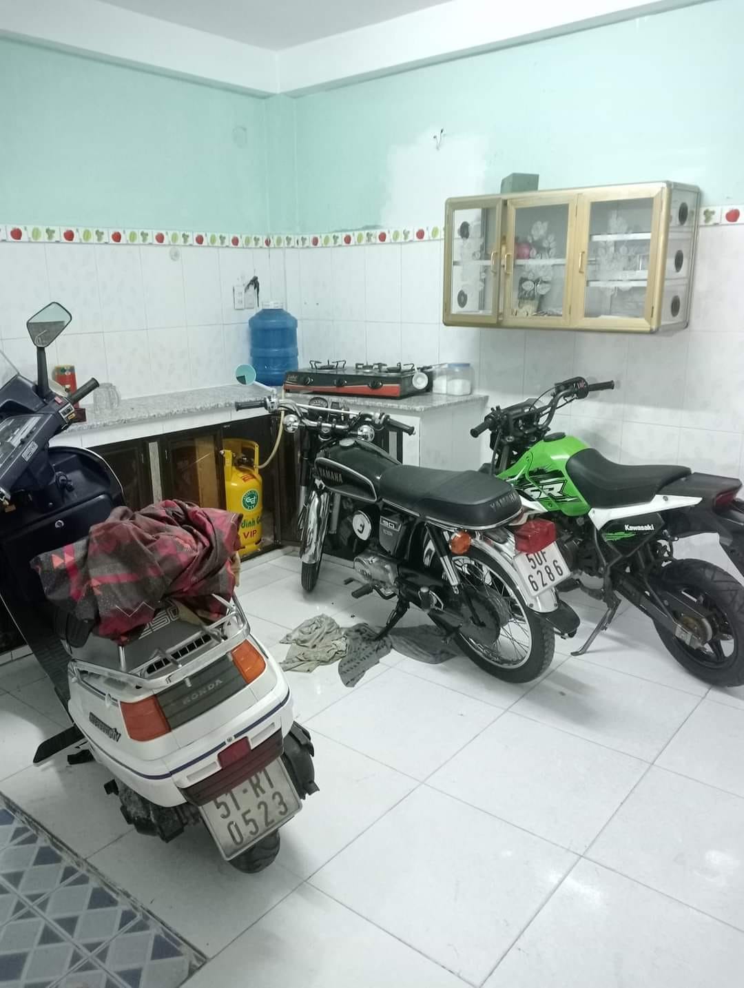 Chính r cần bán nhà đường Phan Anh Bình Tân, giáp Tân Phú, dtsd 4x15 2 tầng hẻm xe hơi 5m