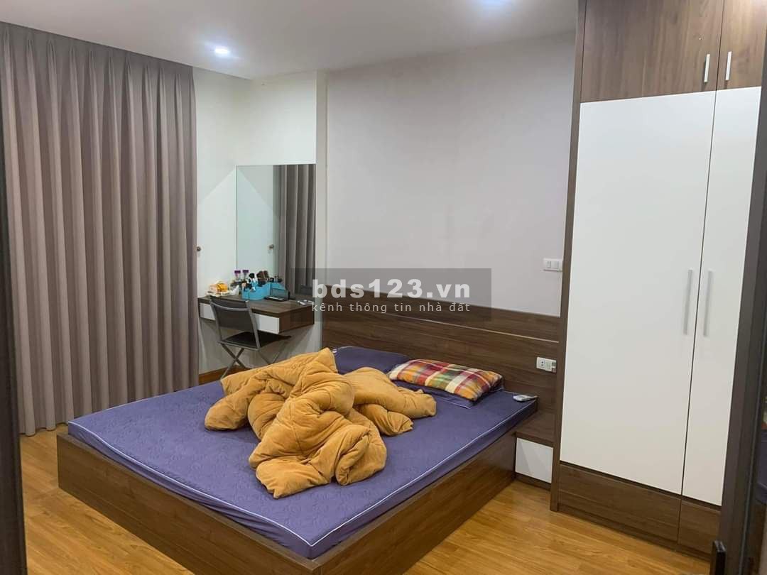 Siêu Rẻ Mặt Phố Hồ Tùng Mậu 43m2 x 5T MT4.2m KD siêu đỉnh Giá 9.9 Tỷ