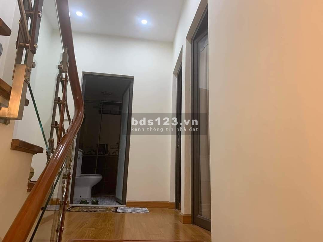 Siêu Rẻ Mặt Phố Hồ Tùng Mậu 43m2 x 5T MT4.2m KD siêu đỉnh Giá 9.9 Tỷ