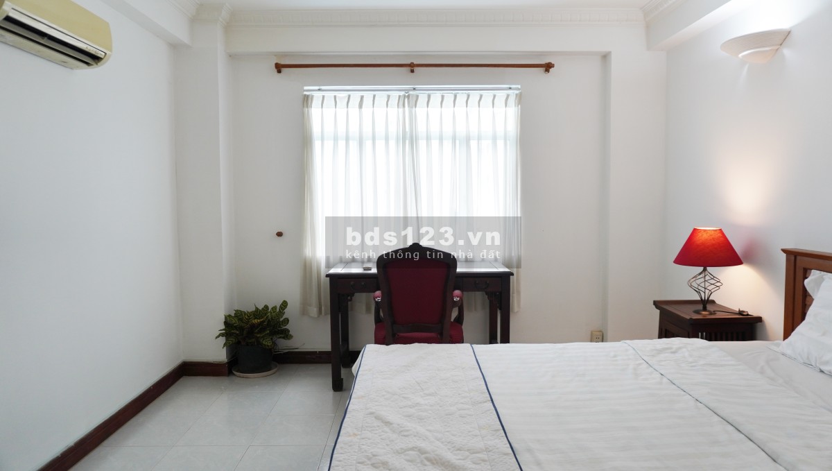 Căn hộ dịch vụ 29 Huỳnh Văn Bánh, 2 phòng ngủ, tiện ích đầy đủ