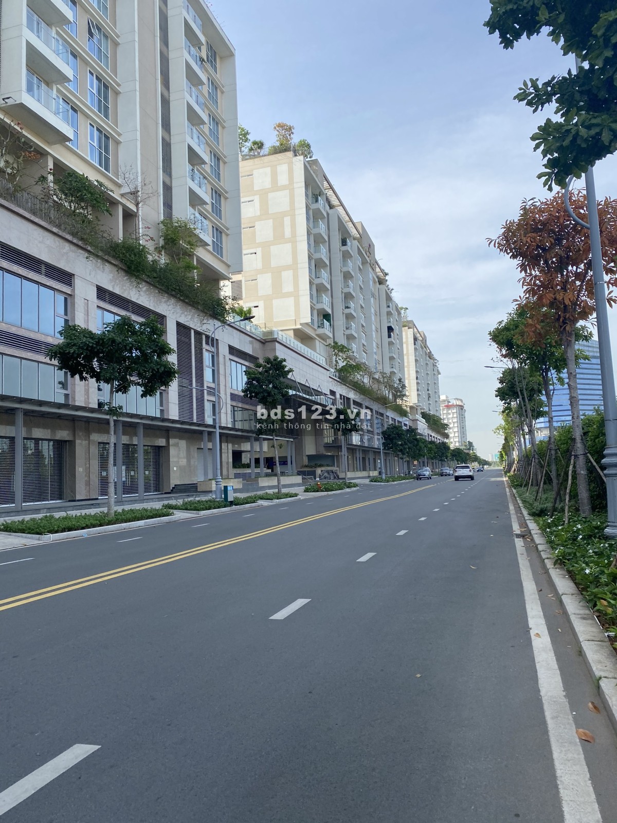 Văn phòng cho thuê Sarina KĐT Sala quận 2, giá 28 triệu/tháng LH 0932689228
