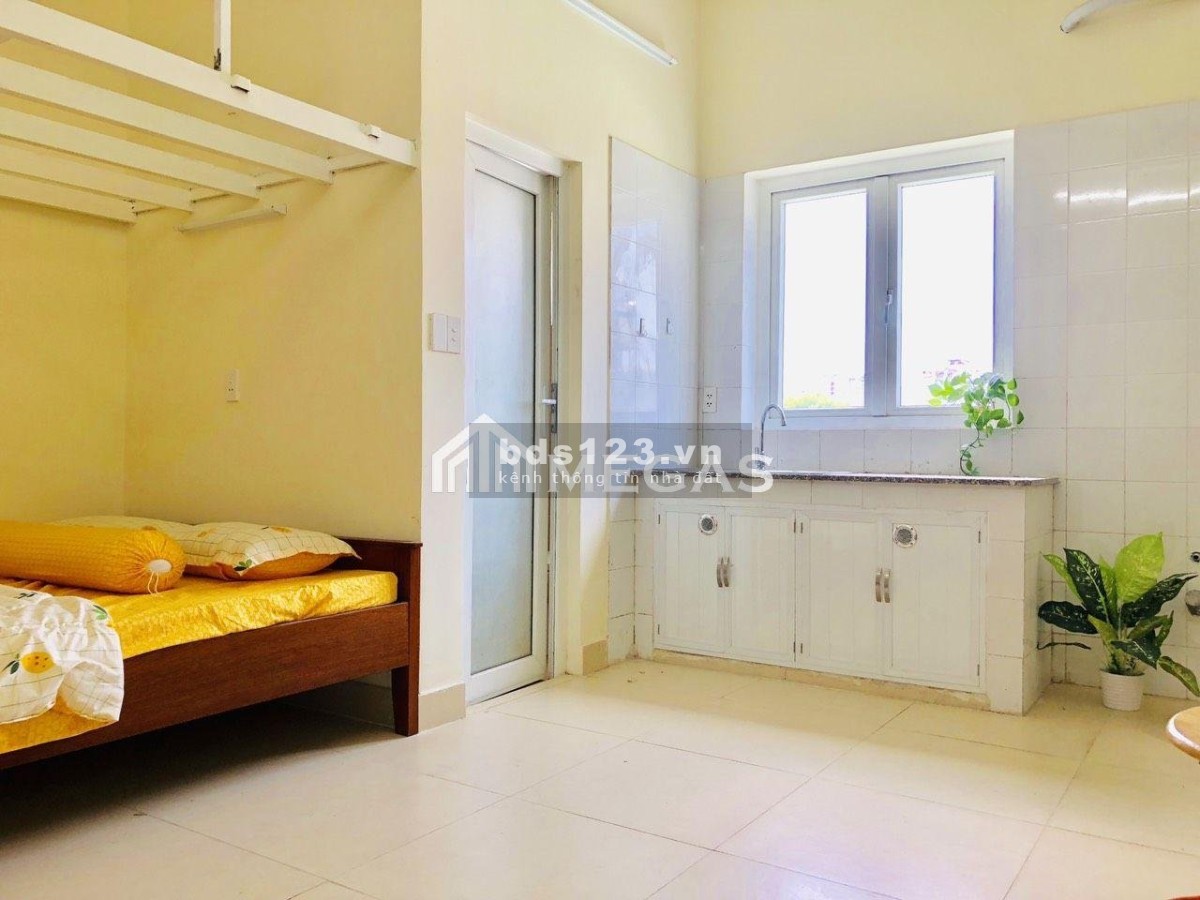 Căn Hộ rộng 35m2 - Cửa Sổ ngay Nguyễn Văn Quá - qua CVPM Quang Trung 10p - Cầu Tham Lương