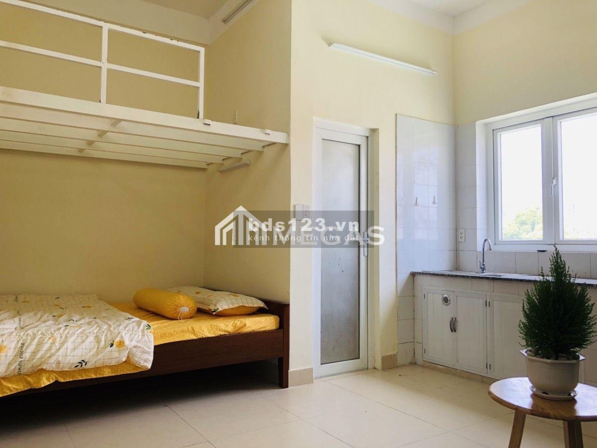 Căn Hộ rộng 35m2 - Cửa Sổ ngay Nguyễn Văn Quá - qua CVPM Quang Trung 10p - Cầu Tham Lương