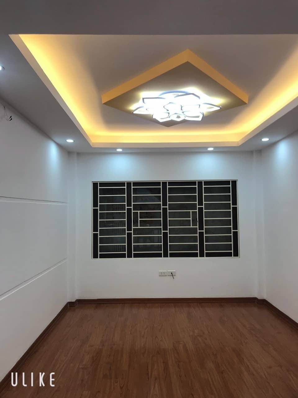 Bán gấp Tôn Thất Tùng, ô tô, kinh doanh, hơn 40m2, 5 tầng, nhỉnh 6tỷ. lh 0782479469