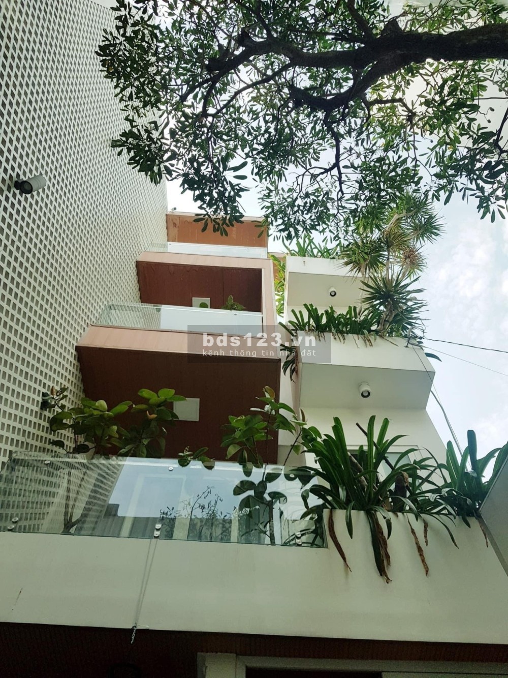 Bán gấp nhà Nguyễn Ngọc Lộc, Quận 10 40m2, 3 tầng giá chỉ 4 tỷ 700