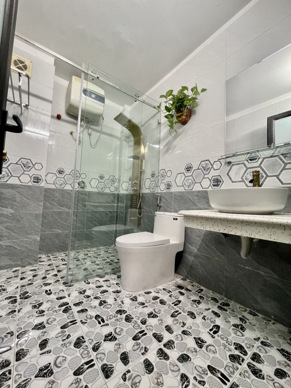 Chính chủ bán nhà 2 Thoáng 60m2 x 4 tầng - MT 4m Quang Tiến - Đại Mỗ full nội thất