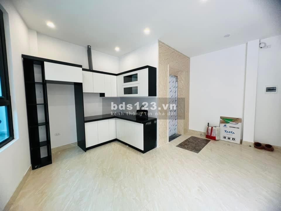 NHANH THÌ CÒN! Hoa hậu giữa Phạm Văn Đồng có thang máy, hồ cá chỉ 6 tỷ, DT 64mx5t, mt 5.2m