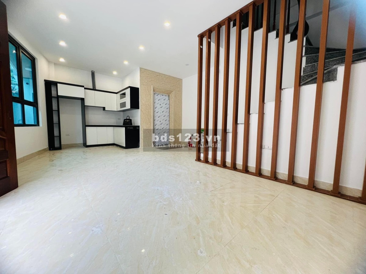 NHANH THÌ CÒN! Hoa hậu giữa Phạm Văn Đồng có thang máy, hồ cá chỉ 6 tỷ, DT 64mx5t, mt 5.2m