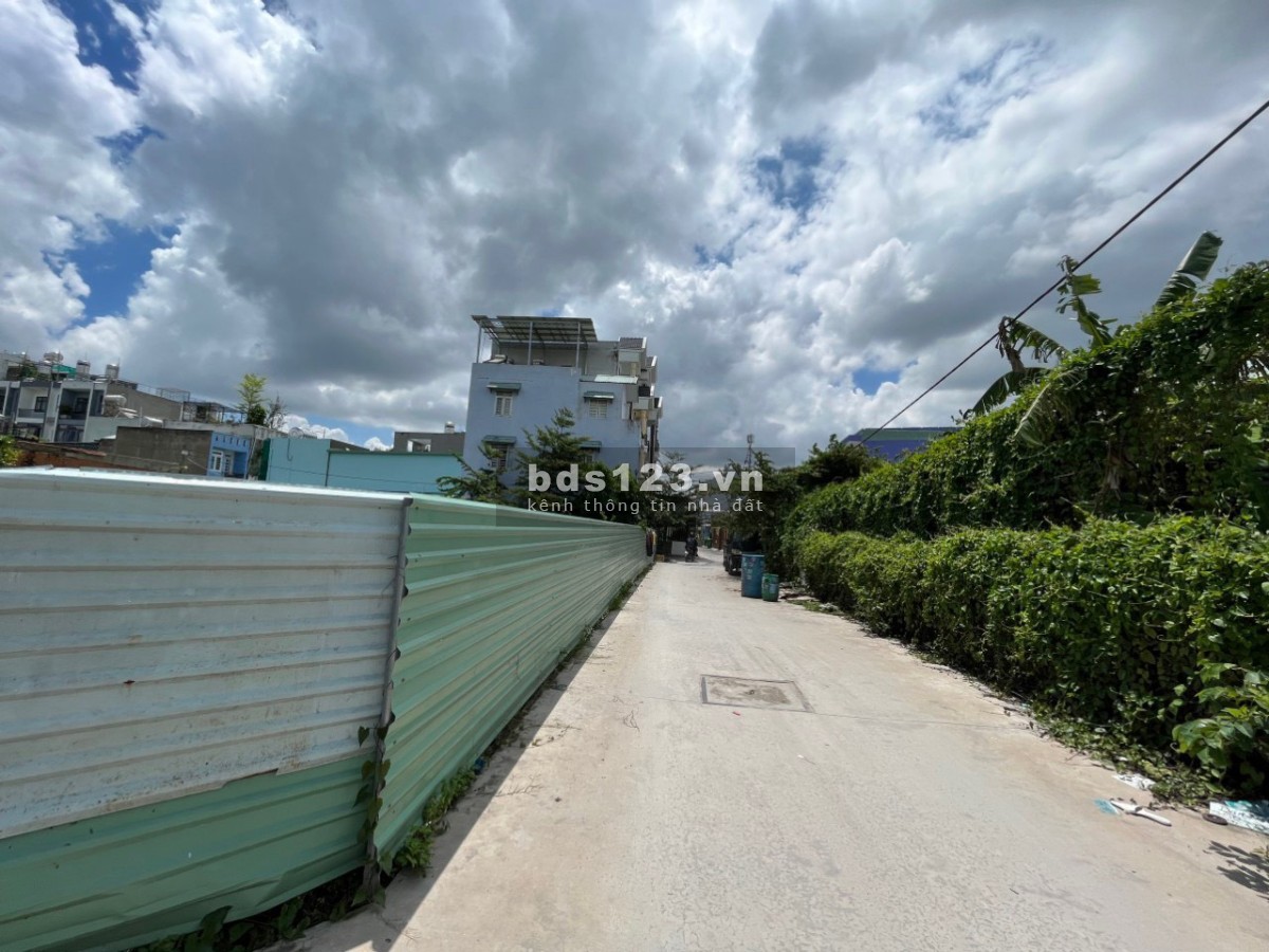 Bán lô đất diện tích 917,2 m2 Full Thổ cư. Phường Thạnh Lộc, Quận 12