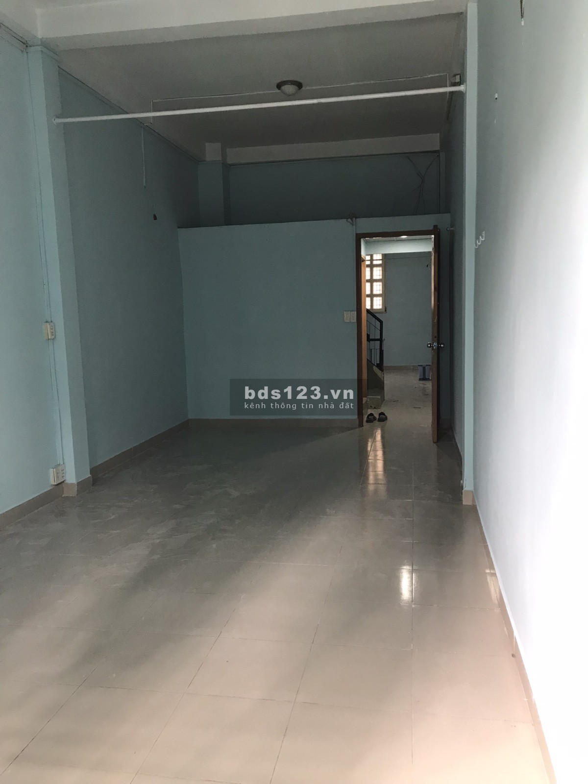 Cho thuê nhà mặt tiền nguyên căn xóm Đất quận 11 DT 49m² x 3 lầu