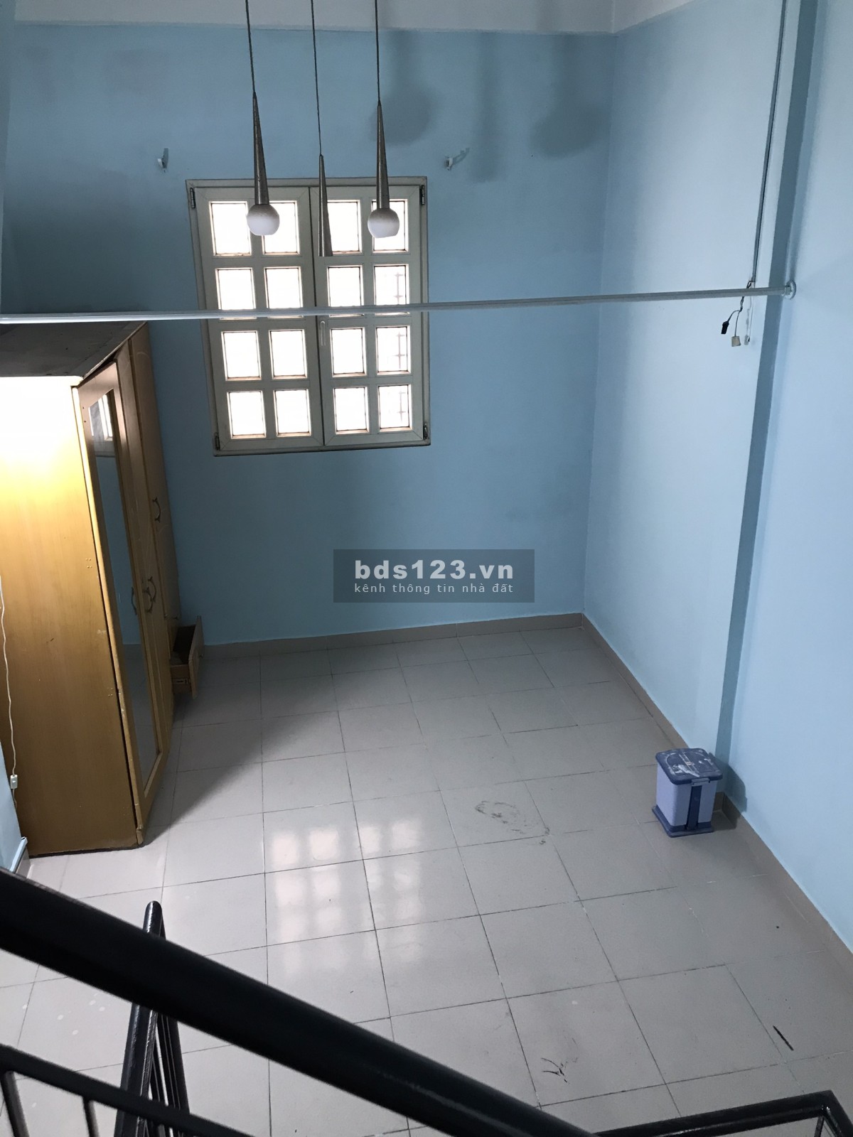 Cho thuê nhà mặt tiền nguyên căn xóm Đất quận 11 DT 49m² x 3 lầu